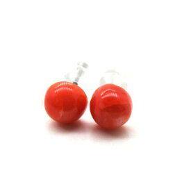 【店長おすすめ！】 血赤珊瑚 ピアス 約5mm 半円 チタン 土佐沖 さんご サンゴ コーラル sango coral 本珊瑚 無染色 宝石珊瑚 お守り 高知県産 アクセサリー ジュエリー ギフト プレゼント シンプル