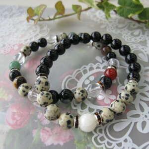 黒珊瑚とダルメシアンジャスパーのブレスレット 天然 『宝石サンゴ』 珊瑚婚 還暦 誕生日 御祝 厄除 御守 3月の誕生石 ギフト プレゼント 結婚35周年 珊瑚職人