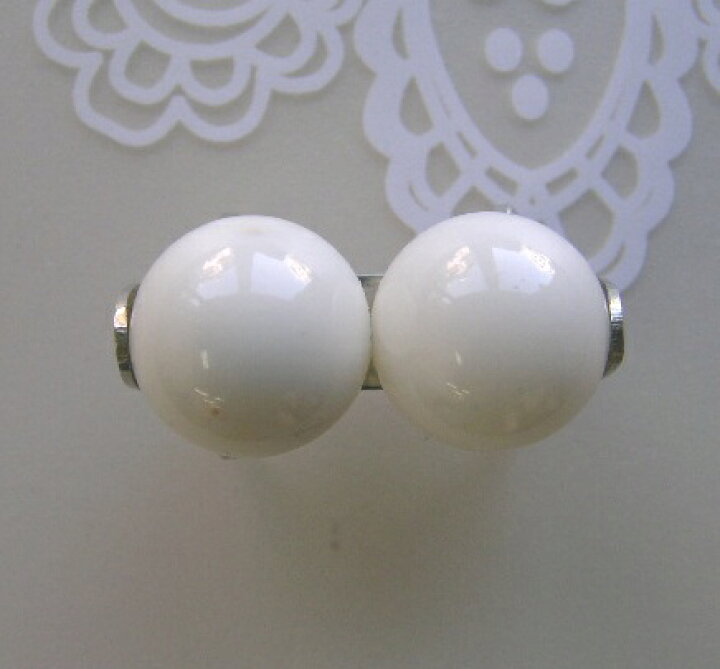 楽天市場】白珊瑚 丸玉の帯留め 帯留 着物 和装小物 『宝石サンゴ  