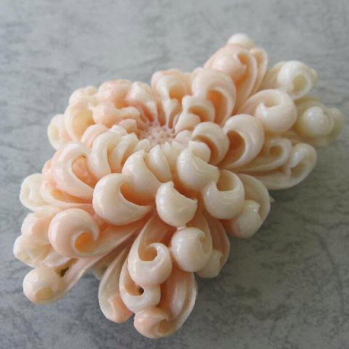 楽天市場】ミッド珊瑚 豪華 菊の花の彫り帯留め 兼ブローチ 和小物 帯  