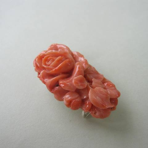 楽天市場】ピンク珊瑚 薔薇の花の彫り帯留め SILVER 着物 浴衣 和装