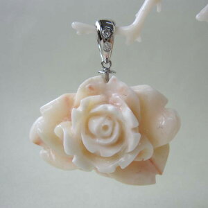 y؁z ~bhX ւKN̉ y_ggbv Pt900 _C0.08ct w΃TSx X荥 җ a j   3̒a Mtg v[g 35N XEl