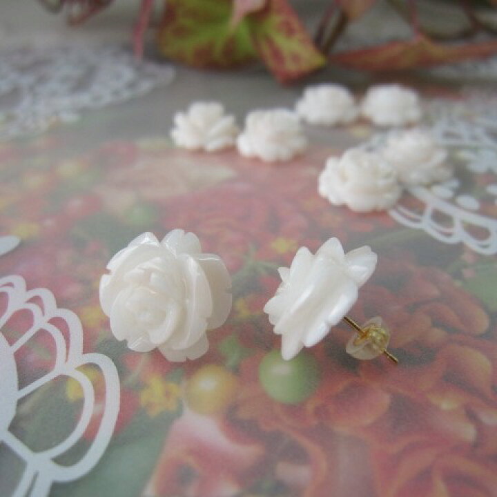 楽天市場】白サンゴ 薔薇ピアス （12〜13ミリ） 直結 K18 バラ ばら 