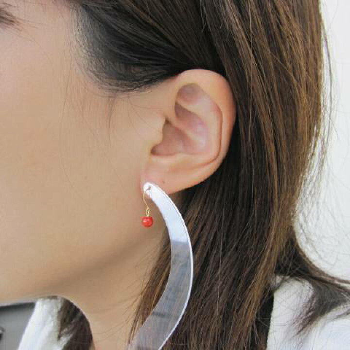 楽天市場】イタリア産赤珊瑚 丸玉ピアス. (4.1mm) K18 宝石サンゴ 珊瑚 