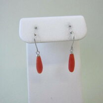楽天市場】ティアドロップ ピアス 赤の通販