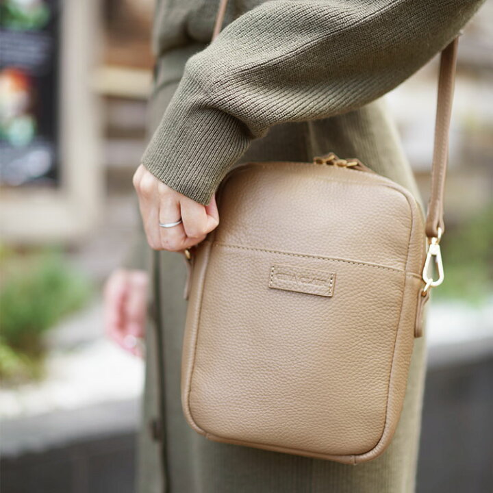 楽天市場】ミニショルダーバッグ 本革 縦型 レディース GINA CLAIR 斜 