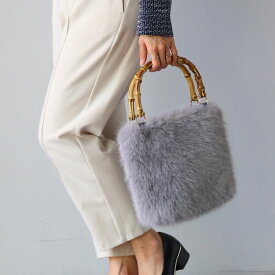 バッグ レディース おしゃれ ファーバッグ ファー バッグ バンブーハンドル Mサイズ エコファー ハンドバッグ 軽量 ふわふわ きれいめ 秋 冬 持ち手 バンブー フェイクファーバッグ ミニトート 軽い トート プレゼント 7F (07000636r)