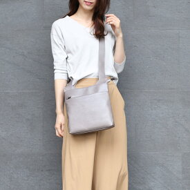 ショルダーバッグ メンズ 本革 日本製 牛革 ショルダー バッグ ブランド Jamale 軽量 縦型 斜めがけ かっこいい お出かけ おしゃれ 人気 革 父 男性 肩掛け かばん 鞄 ボディバッグ サコッシュ 旅行 40代 50代 60代 プレゼント クリスマス ギフト 4FB (7364-mens-1r)