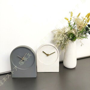 木製 置き型 時計 置物 オーナメント ウッド アクセサリー アート 文字なし 静音 芸術品 モノトーン クロック リビングルーム ナチュラル かわいい 木製 北欧