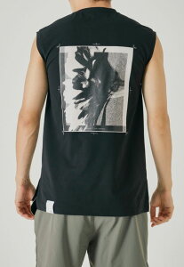 &MOSS DRY TOUCH OVERSIZED BACKPRINT NO SLEEVE T-SHIRTS �A���h���X �h���C �^�b�` �I�[�o�[�T�C�Y �o�b�N�v�����g �m�[�X���[�u T�V���c