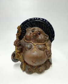 手作り　たぬき約30x24x38cm（WxDxH）信楽　インテリア　国産　日本製　玄関　雑貨　開店　新築　改築　還暦　お祝い　業務用　家庭用　陶器　おしゃれ　モダン　古民家　開運　贈答　縁起　物　古狸菴　窯　作品　13号