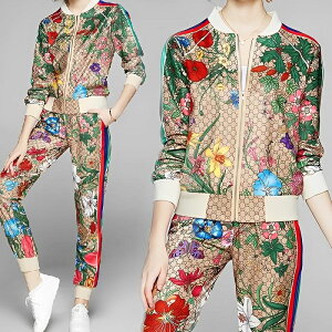 [EGA ZbgAbv X|[c ԕ ꂢ i 30 tH 2s[X o  JWA XEFbg X[c s