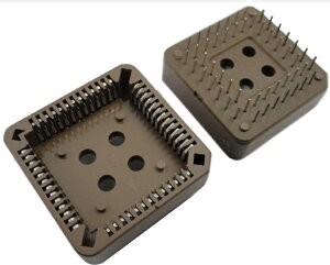 PLCC�R�l�N�^�@52�s�������`�@13×4��52P�@2.54mm�s�b�`�@2����con-403��