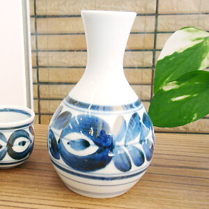 Pq g Lc   Ƃ JtF aH H  { k񂹏il