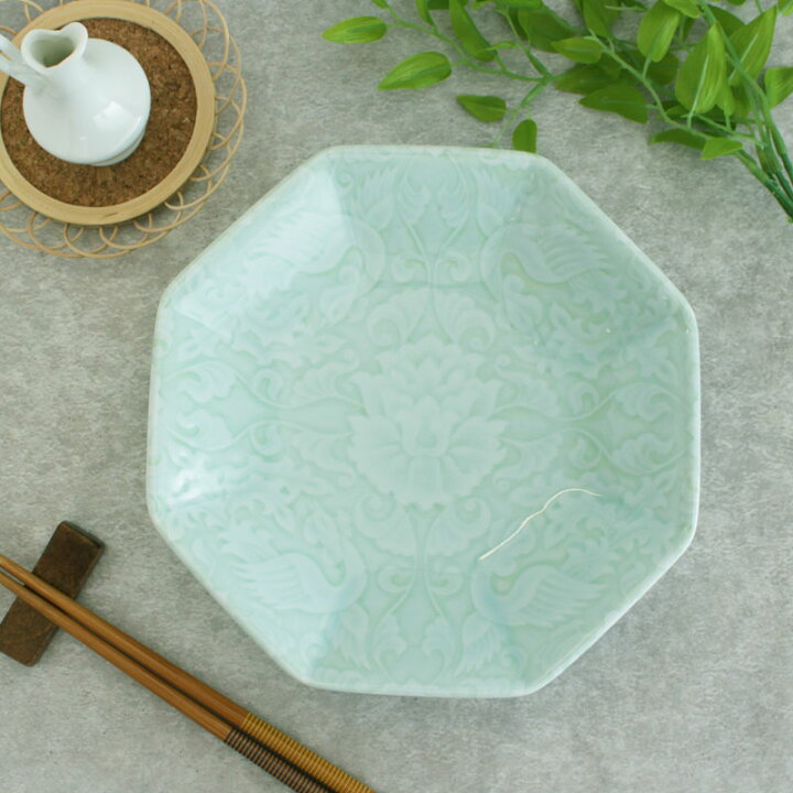 楽天市場】【アウトレット】青磁 蓮柄 高台 八角皿 Φ18.3cm / 食器 