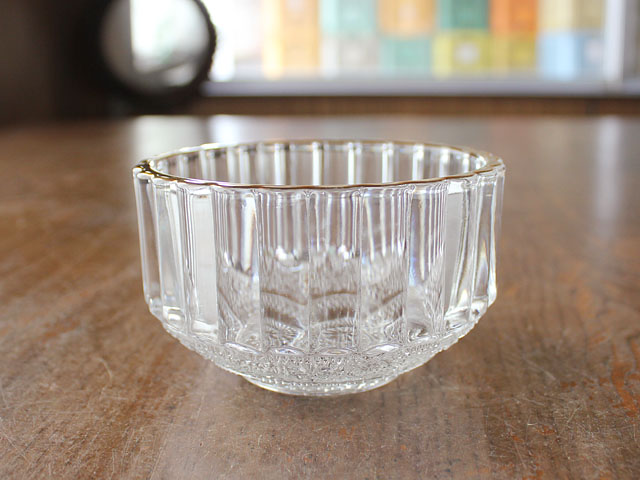 アラベスクレリーフガラス切立小鉢 食器