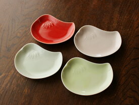 【アウトレット】おしどり豆皿（4色選択） [10.5cm×8cm] / 鳥の形の可愛い小皿 薬味皿 縁起物 レリーフ お菓子皿