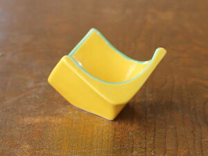 【アウトレット】イエロー 台型ちん味 / 和食器 珍味 珍味入れ ユニークな形状 小付 おつまみ 酒肴 漬物