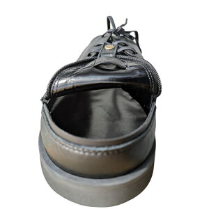 Japan's firstopening and closing shoes