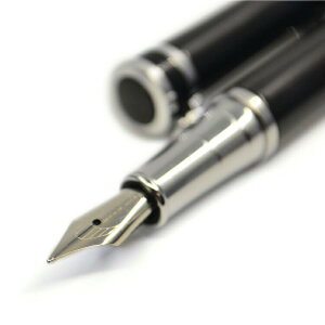 滑らかな書き味でスベるようにスラスラ筆が走る万年筆 BAOER万年筆 黒 0.5mm 文房具 筆記具 デスク オフィス 契約書類 サイン