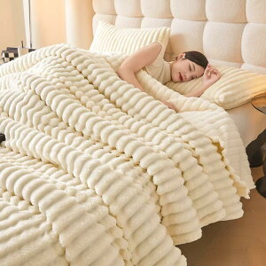 【日本風デザイン】うさぎプラッシュ 極暖毛布 ふわふわ マルチブランケット 膝掛け オフィス 寝室 ソファー 旅行用 洗える ギフト対応 (3サイズ)