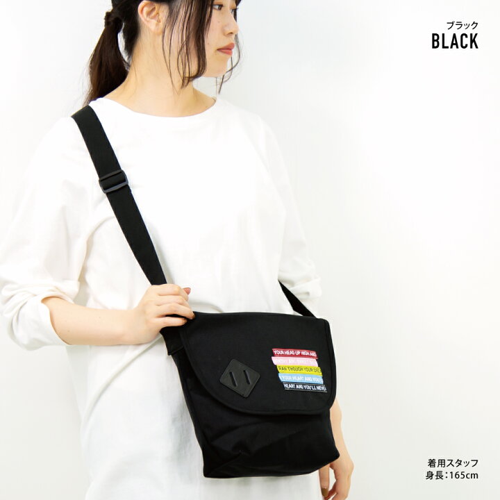 楽天市場 ランナー メッセンジャーバッグ ショルダーバッグ 撥水 ナイロン 軽量 小さめ A5 ロゴ 黒 コーデュラナイロン 女子 男子 男女兼用 高校生 中学生 ユニセックス レディース 女性 メンズ 男性 大人 大学生 アウトドア サブバッグ フェス 通勤 通学 かわいい 人気