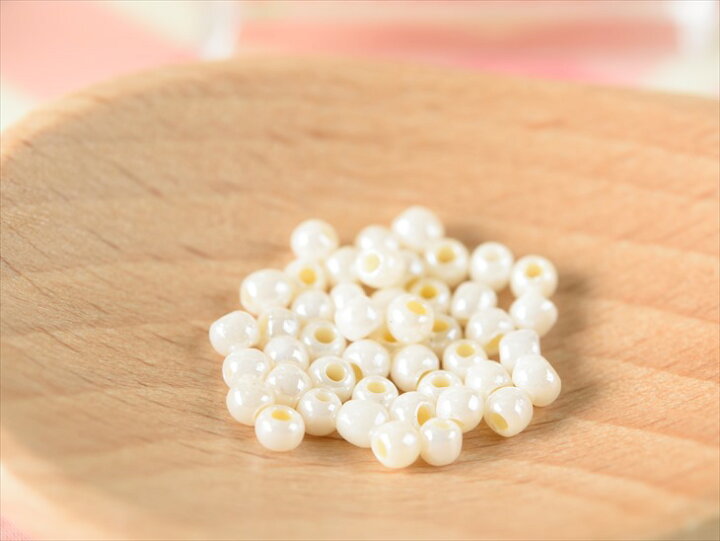 楽天市場】ビーズ 丸小ビーズ col.965A アイボリー 2mm 10g 約0.2cm 