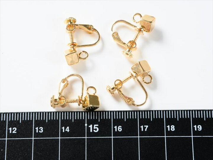 楽天市場 イヤリングパーツ ニッケルフリー 変退色防止加工済み 2ペア 4個 キューブ カン付き ゴールド 7mm 約0 7cm アクセサリー パーツ アレルギー対応 イヤリング土台 イヤリング金具 メタルパーツ 金属パーツ 材料 問屋 ハンドメイド資材 さや工房 手作り