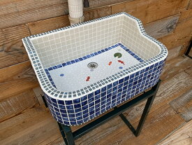 ガーデンシンク タイルシンク タイル流し台 昭和レトロ モザイクタイル 作善堂 外流し 防水 抗菌 洗面ボウル ガーデンパン 庭 手洗い 小型 店舗 屋内 カフェ 流し トイレ ガーデニング レトロ 可愛い おしゃれ 人気 モザイク 美濃焼 古民家 リフォーム 暮らしの道具