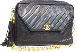 シャネル　CHANEL　フリンジ　マトラッセ チェーンショルダーバッグ　黒　ブラック　ラムスキン　G金具　ゴールド金具　タッセル　斜めステッチ　CCマーク　ターンロック　本物　ランクAB　Black　ヴィンテージ