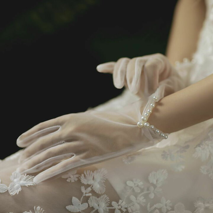 楽天市場 ブライダル グローブ Glove 花嫁手袋 パール ウェディング グローブ 結婚式 ショート グローブ 二次会 グローブ 上品 ショート 手袋 グローブ ショート ウエディング 小物 可愛い 優雅 披露宴 撮影道具 Schik