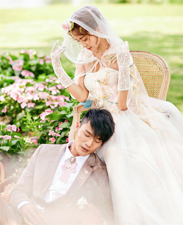 楽天市場 ウェディングドレス ビスチェ ウエディングドレス 花嫁 二次会 海外挙式 リゾート ブライダル ロングドレス 前撮り シンプル ワンピース 大人 上品 復古 後撮り 海外旅行 フォト ピアノ 発表会 披露宴 結婚式 演奏会 発表会 パーティードレス ウエディング