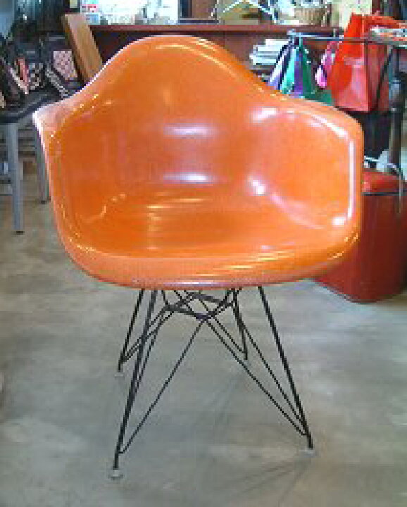 楽天市場】イームズ （eames） ハーマンミラー アームシェル チェア 