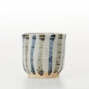 【0381】東屋 / 丸湯呑 呉須鉄十草