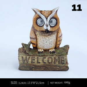 庭のフクロウ、フクロウの置物 - フクロウの置物樹脂製 ソーラーLEDガーデンライト,太陽光発電のフクロウの庭の彫像、庭のステークライト、ポーチパティオの庭の芝生の装飾用のソーラー