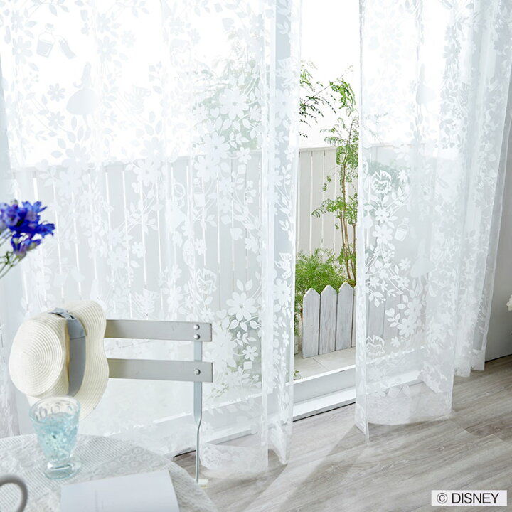 楽天市場 アリスとチェシャ猫 時計ウサギが隠れたボイルレースカーテン Alice Sweet Flower Voile アリス スウィートフラワーボイル ホワイト 2枚組 幅150 133 148cm丈 すてきらいふ