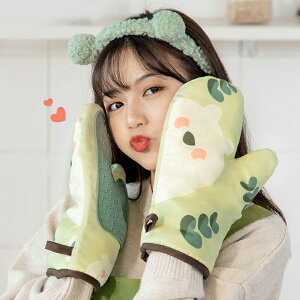 断熱手袋 パーマ防止用カバー シリコン製のキッチン用断熱オーブン用手袋 焙煎して高温に耐える 電子レンジ用手袋を厚くする (手袋1組(左右に1個ずつ)