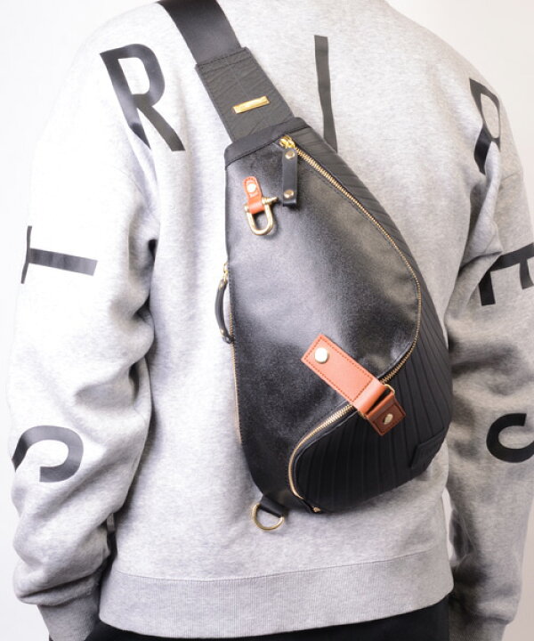 楽天市場】【予約製品】【P10倍 10/30限定】 ボディバッグ メンズ 森野帆布 ワン ショルダーバッグ SPIRAL 自転車 SEAL シール 斜め掛け ブランド 防水 撥水 廃タイヤ アウトドア 日本製 ショルダーバッグ ボディーバッグ ギフト : SEAL store 楽天市場店 楽天市場】【予約製品】【P10倍 10/30限定】 ボディバッグ メンズ 森野帆布 ワン ショルダーバッグ SPIRAL 自転車 SEAL シール 斜め掛け ブランド 防水 撥水 廃タイヤ アウトドア 日本製 ショルダーバッグ ボディーバッグ ギフト : SEAL store 楽天市場店