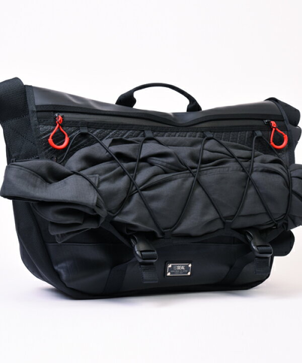 楽天市場】【スーパーSALE対象 25%OFF】MESSENGER BAG AMBIDEXTROUS 