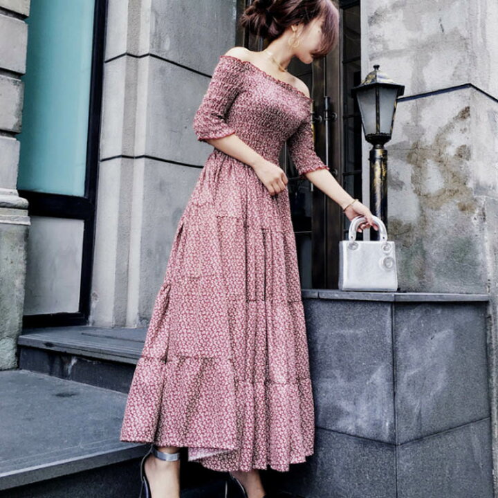 楽天市場 彩り豊かな花柄で可憐な着こなしに オフショルワンピース オフショルダーワンピース オフショルダー ワンピース ロング 花柄ワンピース ロング ワンピース 5分袖 かわいい きれいめ 大人 花 柄 夏送料無料 Amoremio 楽天市場店