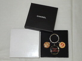 ★【送料無料】CHANEL　シャネル　キーリング　2010年　ノベルティ　【未使用】【中古】レディース