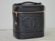 ★【送料無料】【P5倍】【サマー10％】当店通常88000が、CHANEL　シャネル　縦型バニティバッグ　A01998…