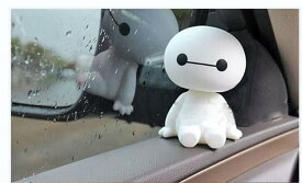 漫画のプラスチックベイマックスロボット振って頭フィギュア車の装飾品自動インテリア装飾ビッグヒーローおもちゃ飾りカースタイリング