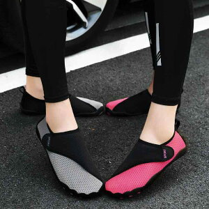 フィットネス シューズ レディース 屋内 メンズ ソフト ソール 滑りにくい 衝撃吸収 ヨガ ロープ スキップ シューズ 総合 トレーニング トレッドミル 紐し メッシュ 軽量 速乾