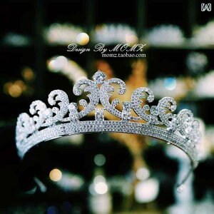ティアラ レディース クラウン 結婚式 大人式 頭飾り 王冠 ヘッドドレス アクセサリー キラキラ プリンセス ウェディング バースデー セレモニー レディース 豪華感 ウェディングドレス ワ