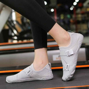 フィットネスシューズ レディース 屋内 スクワット トレッドミル シューズ メンズ 衝撃吸収 滑りにくい ジム トレーニング シューズ スキップ スポーツ メッシュ 紐し 軽量