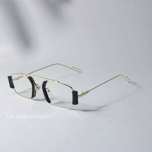 TOX  I[V[Y @\I ^t[ u[ Cg h~ Kl UV 400 O h~ pN bh TOX