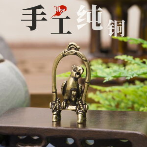 真鍮 置物 レトロ 装飾品 車 ダッシュボード 卓上小物 小さめ 銅器 ミニ 緑青 コレクション おもちゃ 銅 アンティークブロンズ オウム ペンダント