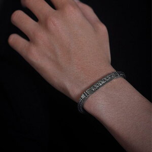 uXbg  X^[ O Vo[ b` uXbg Y 6 }g g ^C Vo[ pN Y WG[