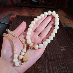 Ő  fB[X N_ CeA jO O  莝  r[YuXbg t@bV |Cg